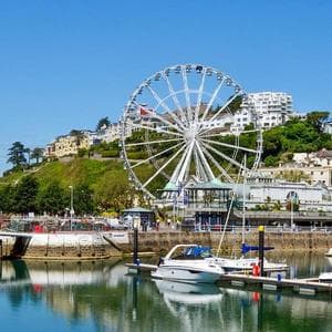 Sunny afternoons arrive on cue as true story of The Kinks comes to town