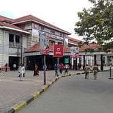 Five held for extorting eatery owner